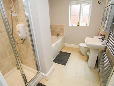 BATHROOM/W.C.
